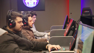 E-Spor Merkezi, FÜ E-Spor Topluluğu'nu Ağırladı