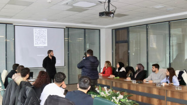 Gençlik Meclisi'nden Proje Yazma Eğitimi