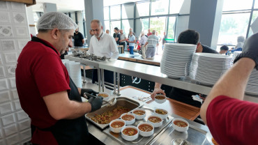Vatandaşlar, Şehir Lokantası'nın Kaliteli Hizmeti ve Uygun Fiyatlarından Memnun