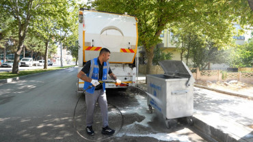 Elazığ Belediyesi'nden Sürsürü Mahallesi'nde Kapsamlı Temizlik
