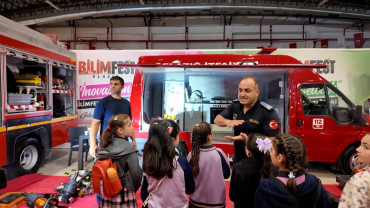 Elazığ İtfaiyesi, BİLİMFEST Elazığ'da Yangınla Mücadele Ve Arama Kurtarma Ekipmanlarını Tanıttı