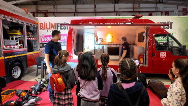 Elazığ İtfaiyesi, BİLİMFEST Elazığ'da Yangınla Mücadele Ve Arama Kurtarma Ekipmanlarını Tanıttı