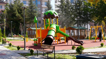Elazığ Belediyesi, Şehre Yeni Parklar ve Yaşam Alanları Kazandırmaya Devam Ediyor