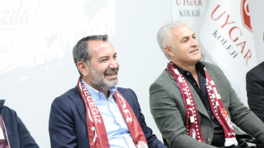 Başkan Şerifoğulları, 'Elazığspor Günleri'nde Öğrencilerin Coşkusuna Ortak Oldu