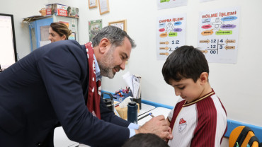 Başkan Şerifoğulları, 'Elazığspor Günleri'nde Öğrencilerin Coşkusuna Ortak Oldu