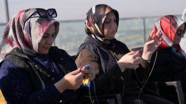ESMEK'ten Harput Cam Seyir Terası'nda Örgü Etkinliği