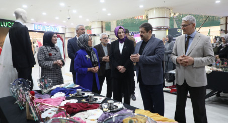 Geleneksel Boncuklu İğne Oyası Sergisi Büyüledi