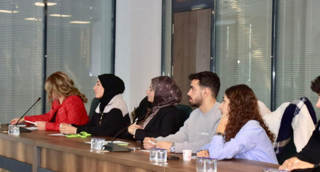 Gençlik Meclisi'nden Proje Yazma Eğitimi