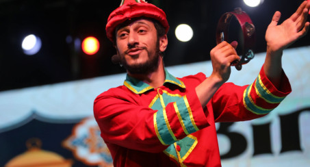 Hacivat Karagöz Orta Oyununa Çocuklardan Yoğun İlgi