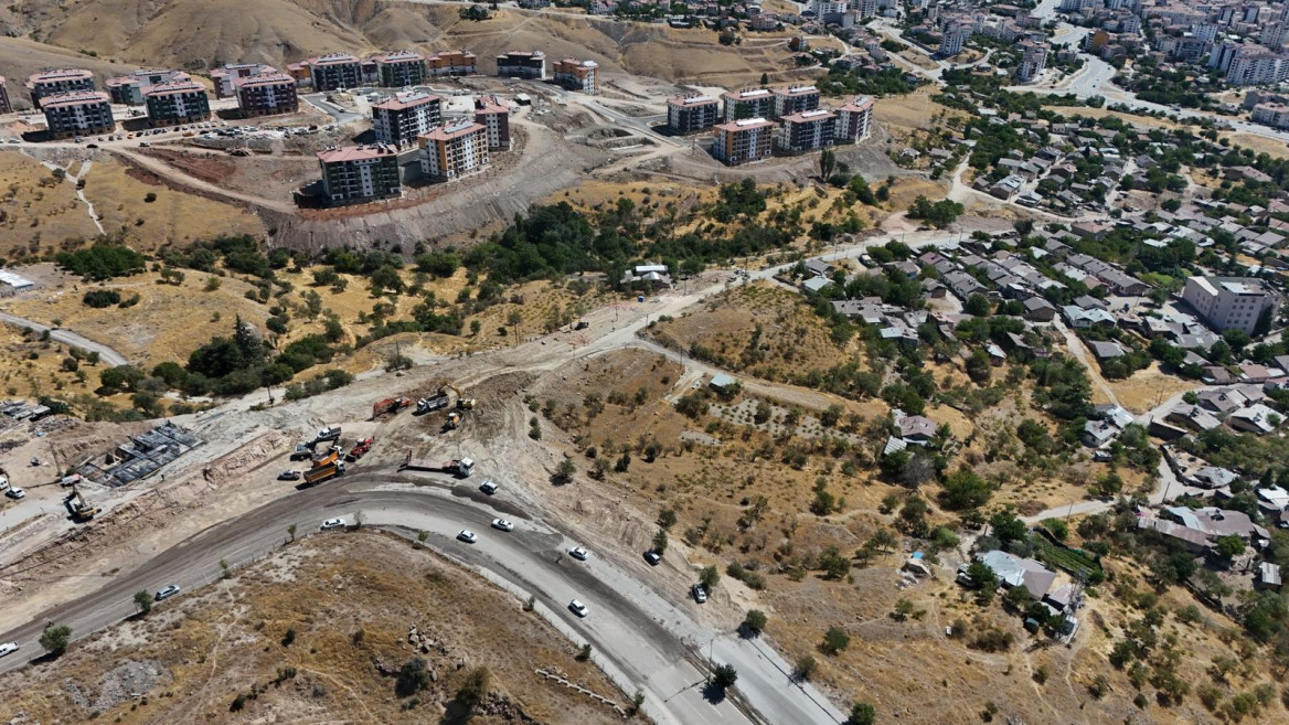 Hamdi Başaran Caddesi 30 Metreye Çıkıyor