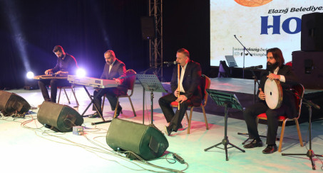 Harput İlahi Grubu Elazığlılarla Buluştu