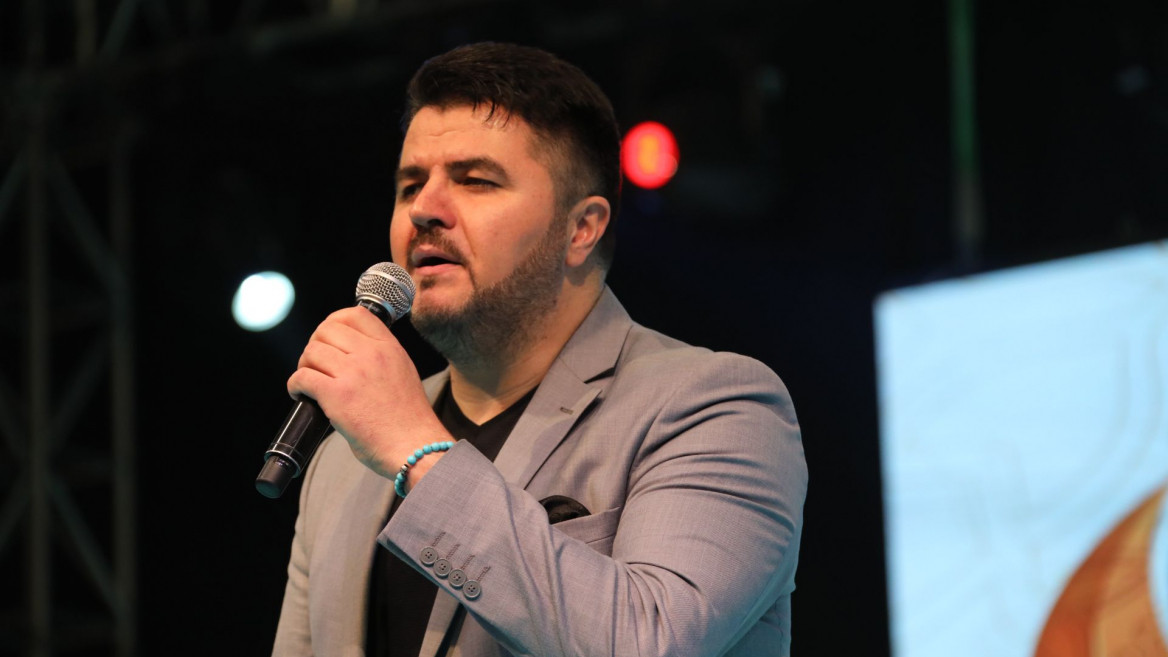 Hasan Dursun İlahilerini Elazığlılar İçin Seslendirdi
