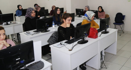 EBEGEM PAZARLAMA VE PERAKENDE KASİYER EĞİTİM PROGRAMI BAŞLADI