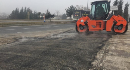OSB'DE YOLLAR BAKIM VE ONARIMDAN GEÇİRİLDİ
