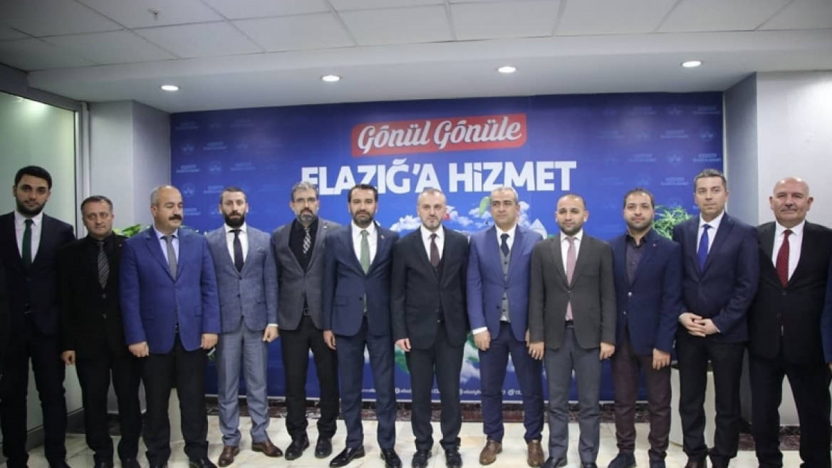 KANDEMİR: 'ELAZIĞ, EMİN ELLERDE'