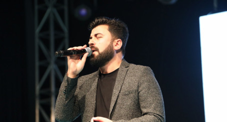İlahi Sanatçısı Murat Belet Elazığlılarla Buluştu