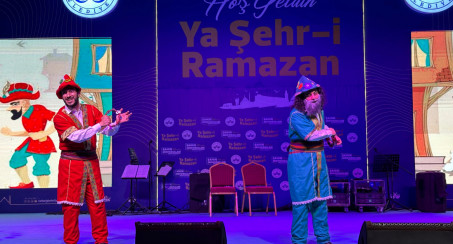 KARAGÖZ VE HACİVAT RAMAZAN AKŞAMLARININ TADI OLDU