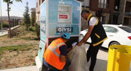 'Kullanılmış Giysi Kumbarası' ile Atık Tekstiller Geri Dönüşüme Kazandırılıyor