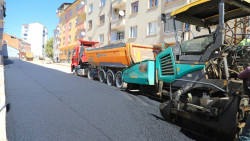 Kültür Mahallesi'nde Yollar Yenileniyor