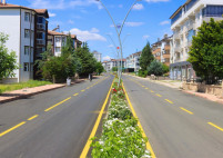 Asfaltlama, Yol Çizgi, Yaya Çizgisi ve İşaret Çalışmaları Devam Ediyor