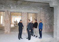 Başkan Şerifoğulları, Tarihi Öğretmenevinde Çalışmaları İnceledi