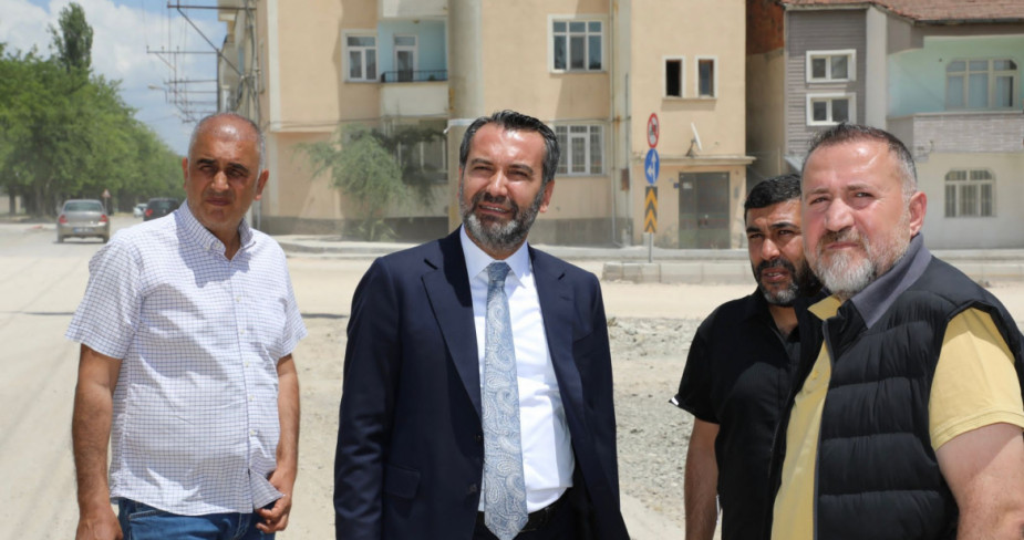 BAŞKAN ŞERİFOĞULLARI YOL ÇALIŞMALARINI İNCELEDİ