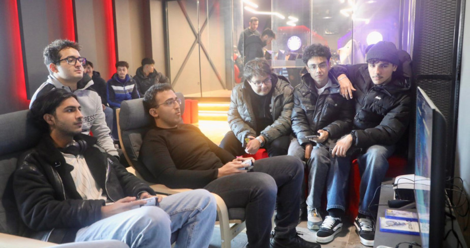 E-Spor Merkezi, FÜ E-Spor Topluluğu’nu Ağırladı
