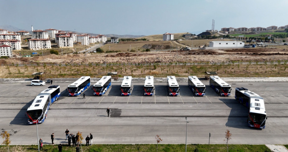 Elazığ Belediyesi 9 Yeni Otobüsle Ulaşım Filosunu Güçlendirdi