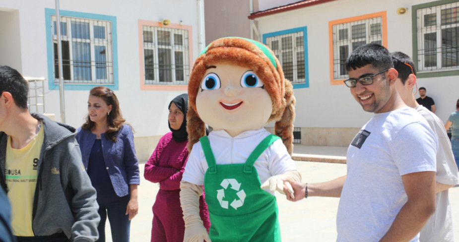 ELAZIĞ BELEDİYESİ ÇEVRE HAFTASI ETKİNLİKLERİ DEVAM EDİYOR