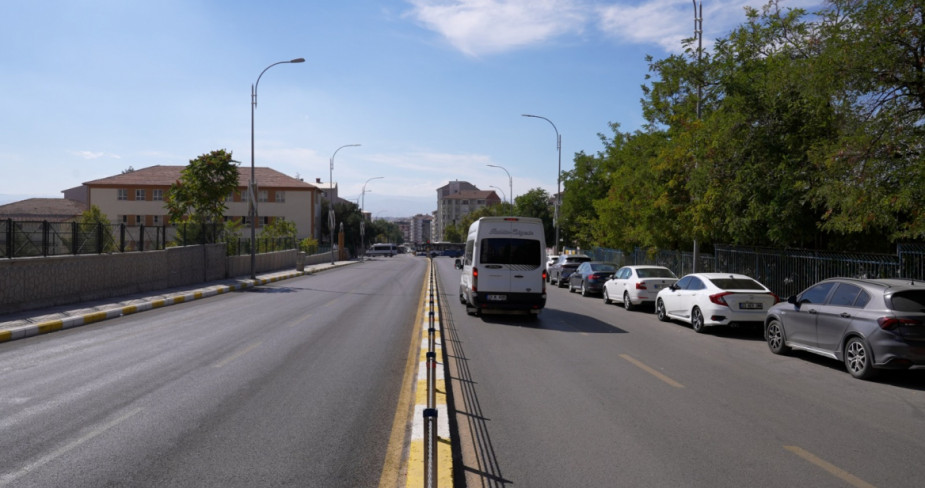 Elazığ Belediyesi, İcadiye Mahallesi’ndeki 20 Sokak ve 1 Caddenin Yollarını Yeniledi
