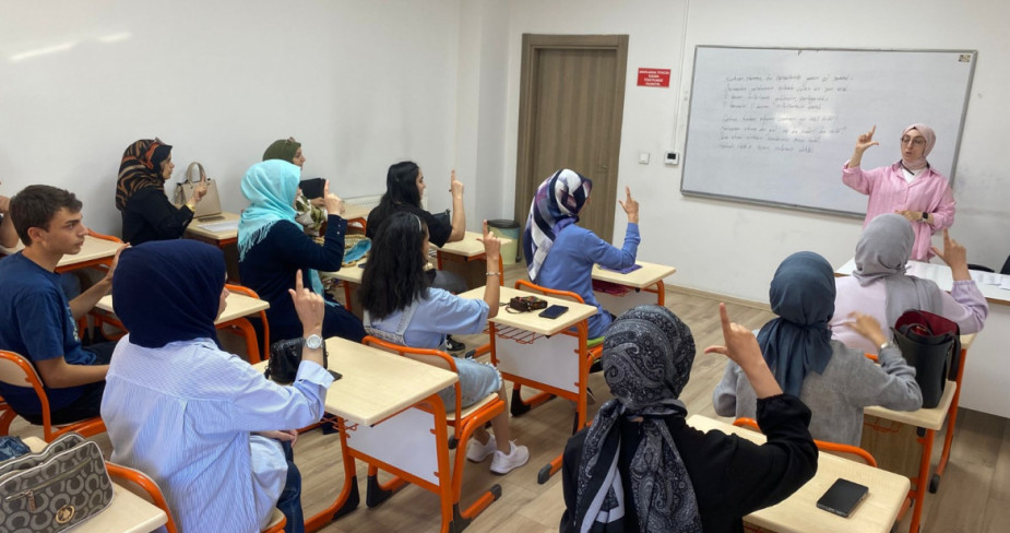 Elazığ Belediyesi’nin Düzenlediği Yaz Kursları Başladı