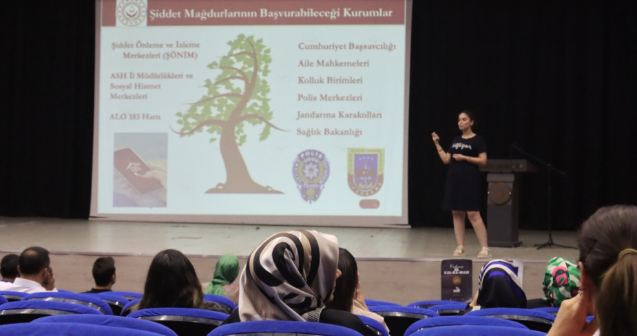 Elazığ Belediyesi Personeline Yönelik Toplumsal Bilinçlendirme Semineri Düzenlendi