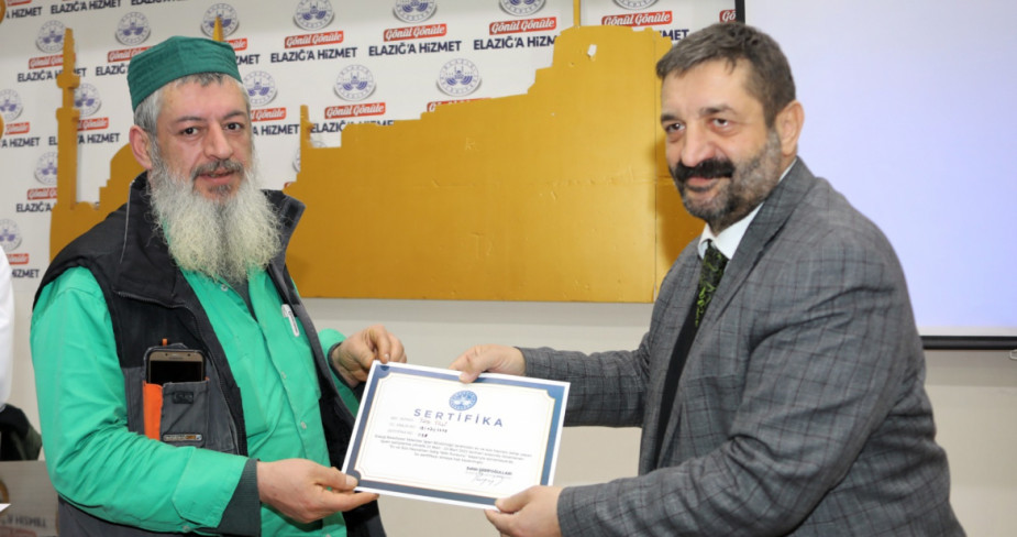 ELAZIĞ BELEDİYESİ PET SHOP AÇMAK İSTEYENLERE EĞİTİM VERDİ