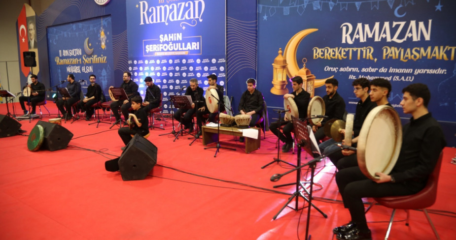 Elazığ Belediyesi Ramazan Etkinlikleri'nde Dar’ül Hazen Tasavvuf Topluluğu Sahne Aldı