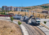 Elazığ Belediyesi, Yol Yenileme ve İyileştirme Çalışmalarını Sürdürüyor