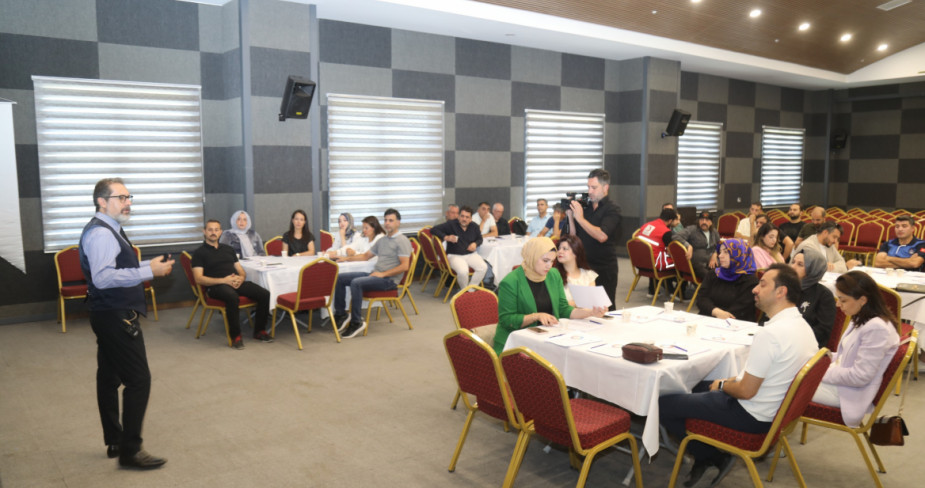 Elazığ’da Sivil Katılım Projesi Eğitim Çalıştayı Gerçekleştirildi