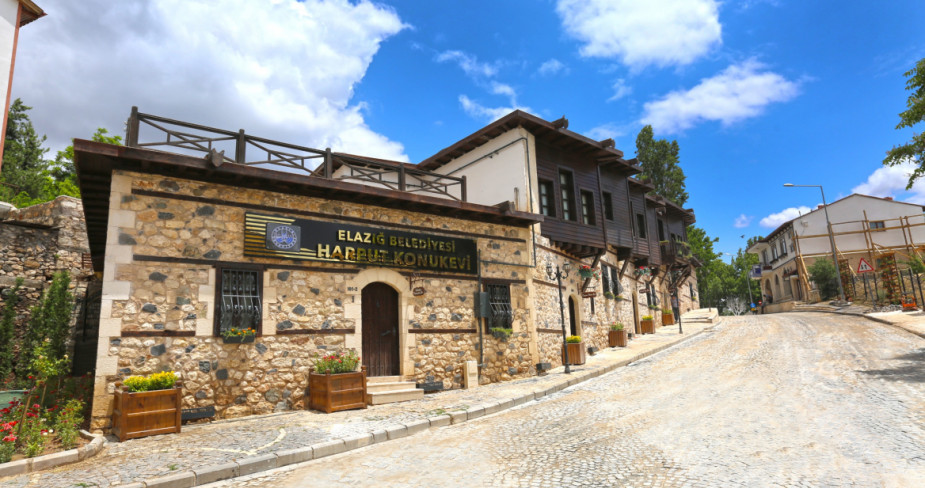 Harput Konukevi, Geçmişin İzlerini Bugün de Yaşama İmkanı Sunuyor