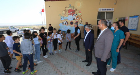 Minikler, 4 Ekim Dünya Hayvanları Koruma Günü'nde Can Dostlarımızı Unutmadı