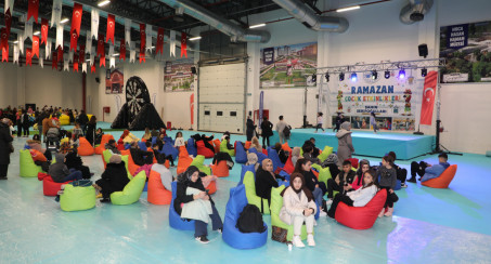 Minikler Elazığ Belediyesi Ramazan Etkinliklerinde Doyasıya Eğlendi