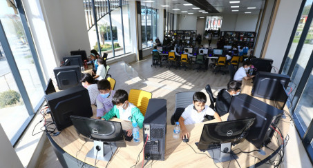 Öğrencilerin Yeni Adresi Mehmet Akif Ersoy Dijital Kütüphanesi, Minik Okurlarını Ağırlıyor