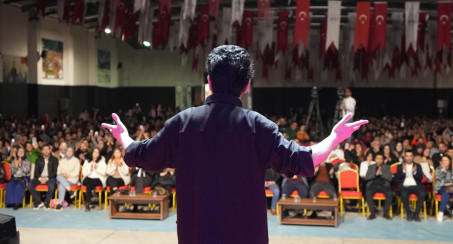 Ramazan Etkinliklerinde Oğuz Aksaç Sahne Aldı