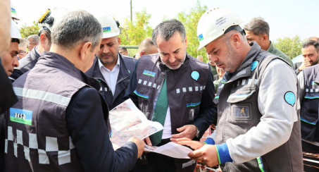Şahinkaya Mahallesi Doğal Gaza Kavuşuyor, İlk Kazma Vuruldu