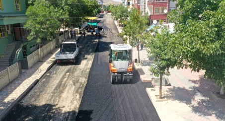 ŞEHİR GENELİNDE YOL ÇALIŞMALARI DEVAM EDİYOR