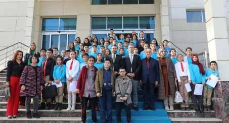 Şehit Hasan Halit Küçük Ortaokulu Öğrencilerinden Başkan Şerifoğulları'na Anlamlı Ziyaret