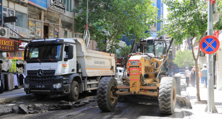 Şehit İlhanlar Caddesi'nde Çalışmalar Başladı