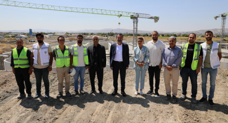 ŞEHRİN GELECEĞİNE EN BÜYÜK YATIRIM   İLERİ BİYOLOJİK ATIK SU ARITMA TESİSİ İNŞA ÇALIŞMALARI İLERLİYOR