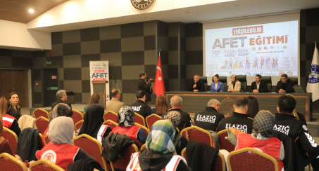 Tamamlanan 'Erişilebilir Afet Eğitimi Projesi'nin Söyleşi Ve Sertifika Programı Yapıldı