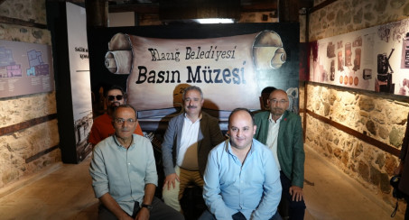 ÜNLÜ GAZETECİLER, AKADEMİSYENLER VE ÖĞRENCİLER, ELAZIĞ BELEDİYESİ'NİN YATIRIMLARINA HAYRAN KALDI