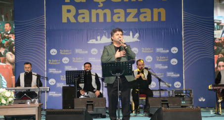 ÜNLÜ SANATÇI SEDAT UÇAN ELAZIĞLILARI MEST ETTİ