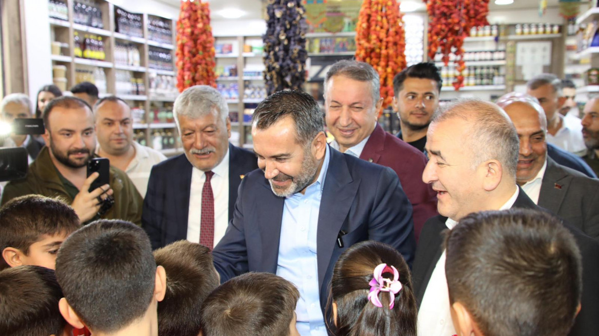 Vali Hatipoğlu ve Başkan Şerifoğulları, Esnaflarla Bir Araya Geldi